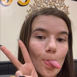 Meet your Posher, Jillian